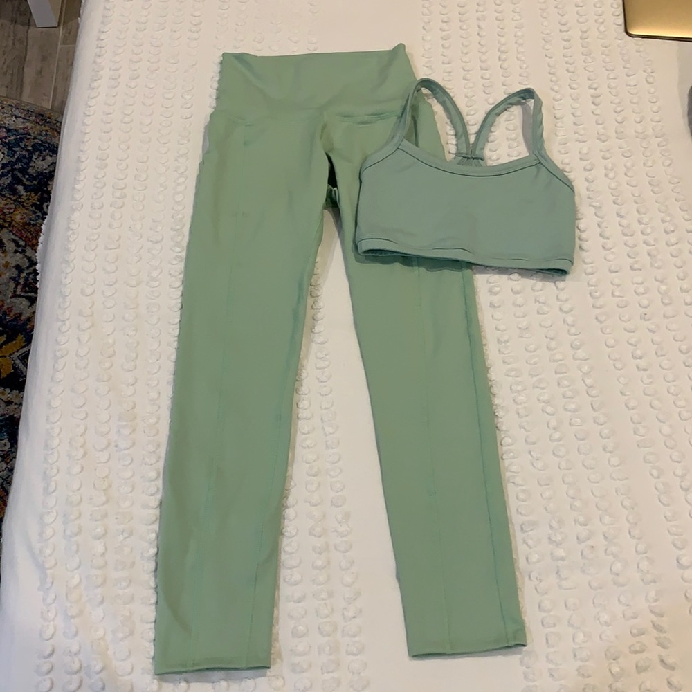 Morgan Stewart Sport Moss Set